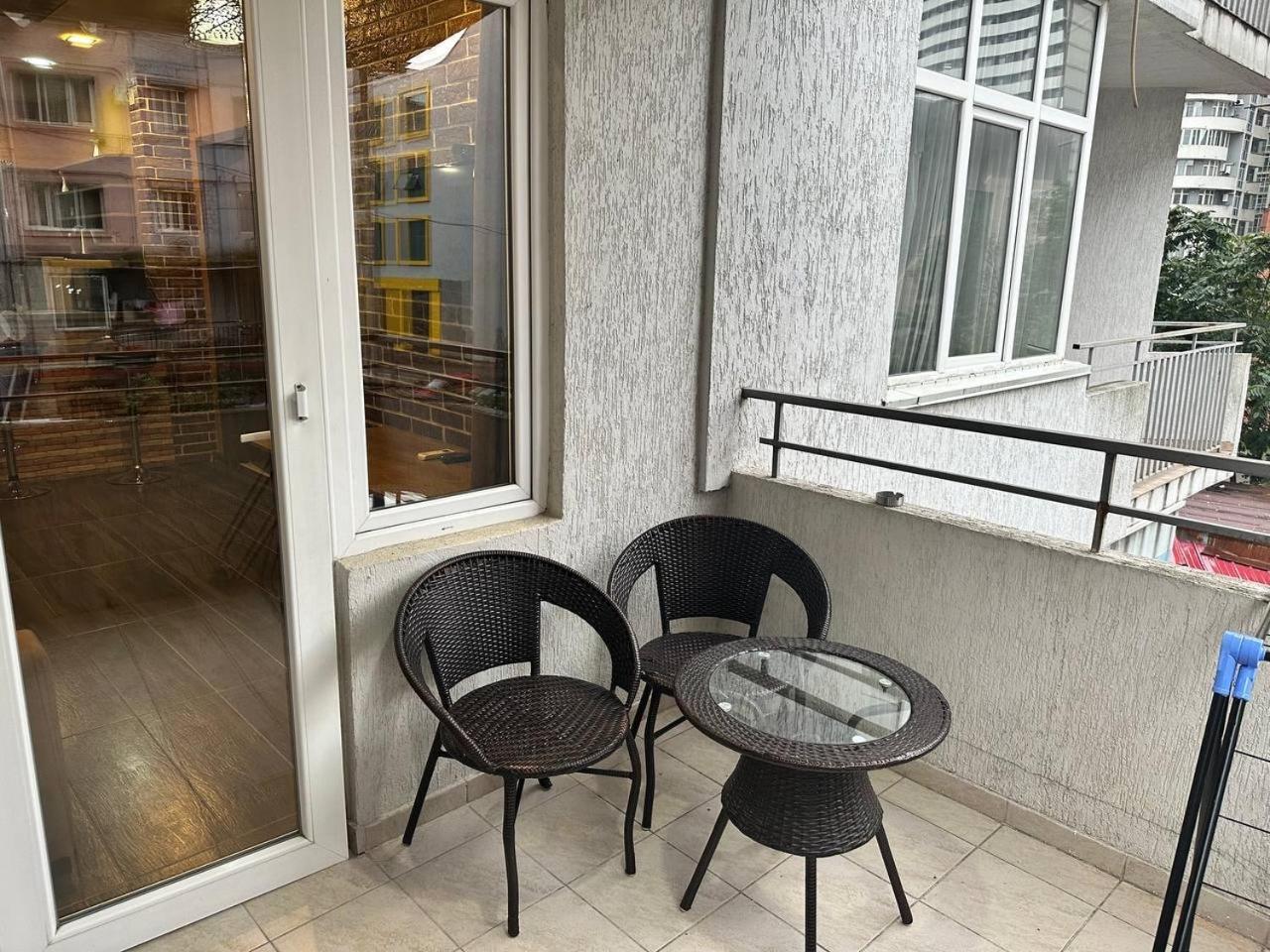 Marnika Apartment Batumi Exteriör bild